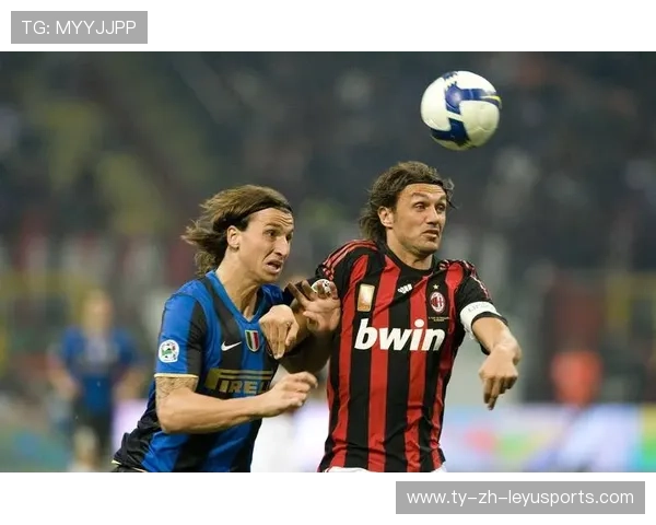 伊布替补登场凌空抽射，米兰球迷集体沸腾